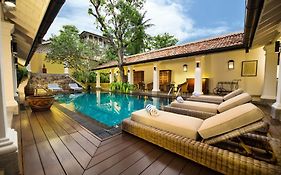 D Pavilion Boutique Hotel